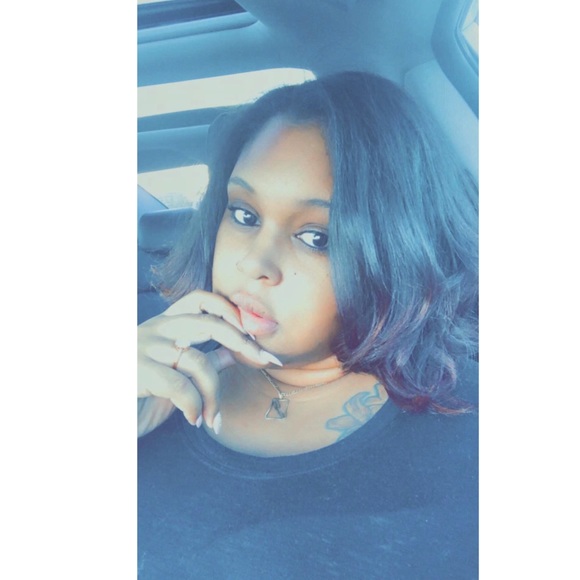 Meet your Posher, Jadia - Picture 6 of 6